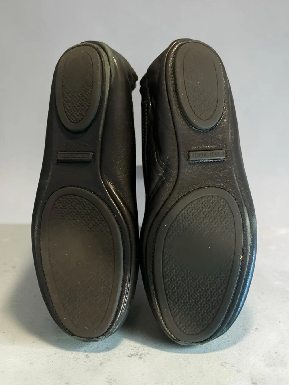 Tory Burch Elastic Back Travel Style Leather Ballet Flats